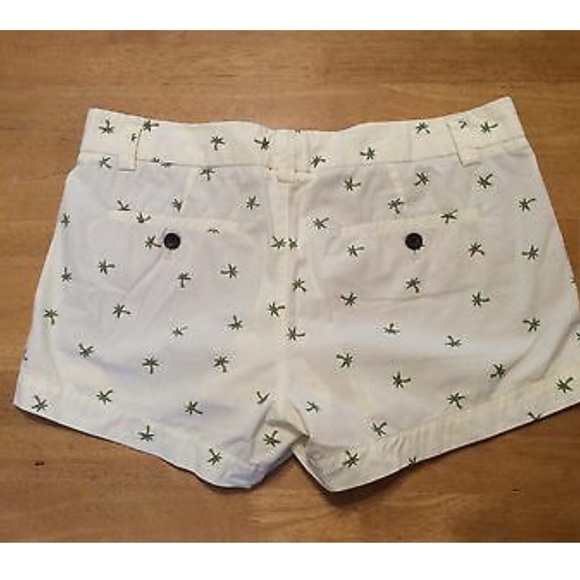 Uniqlo Ivory Green Palm Tree Flat front SHORTS 6 - Picture 9 of 9